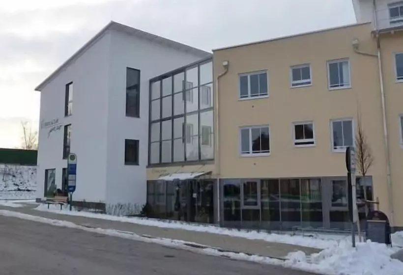 Отель Und Cafe Paso