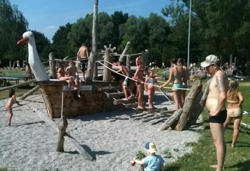 Отель Und Cafe Paso