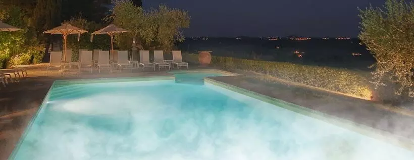 فندق Villa I Barronci Resort & Spa