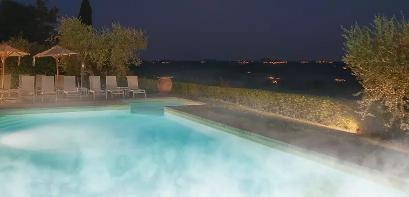 فندق Villa I Barronci Resort & Spa