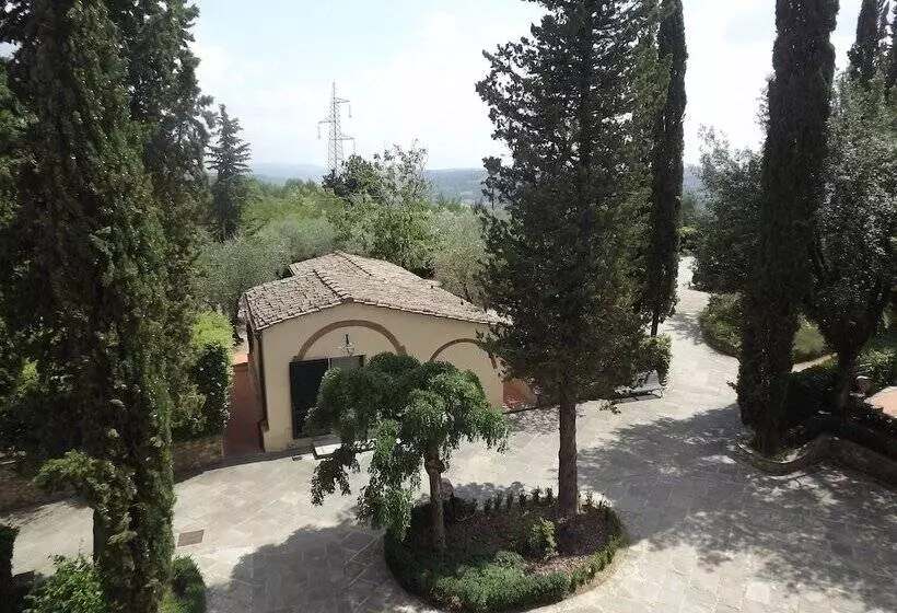 فندق Villa I Barronci Resort & Spa