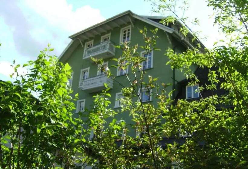 ペンション Europaisches Gaste Und Seminarhaus