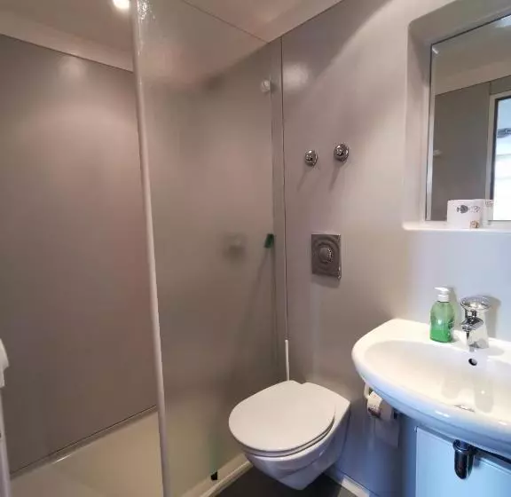 ペンション Europaisches Gaste Und Seminarhaus