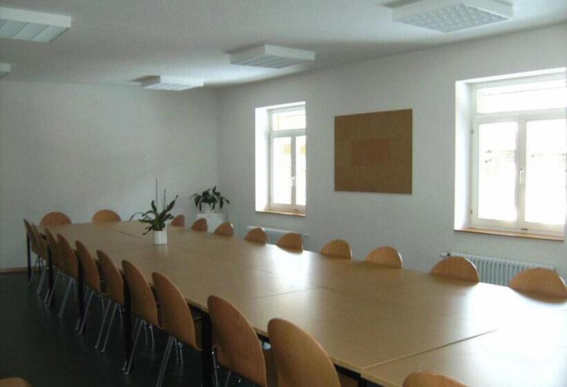 Пансион Europaisches Gaste Und Seminarhaus