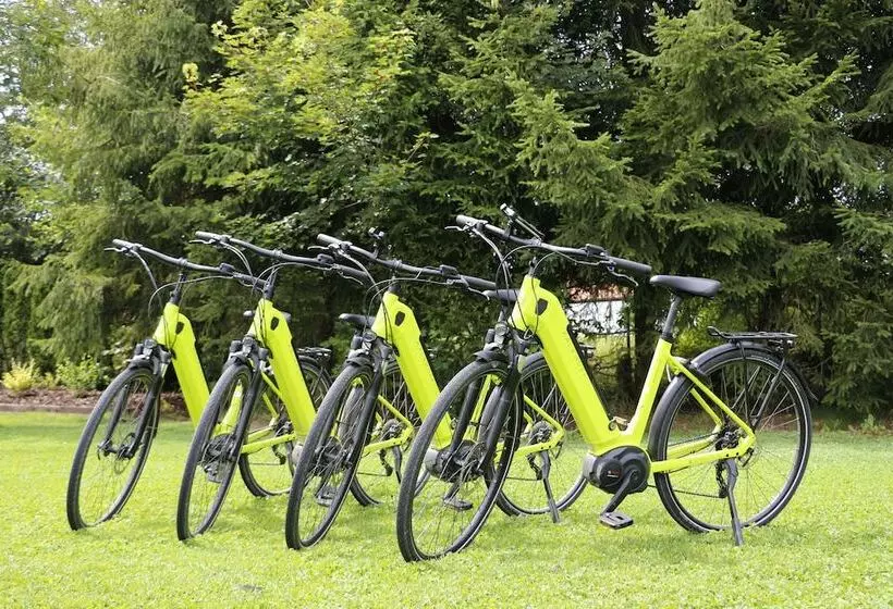 ペンション Gastehaus Zehmerhof Bei Erding