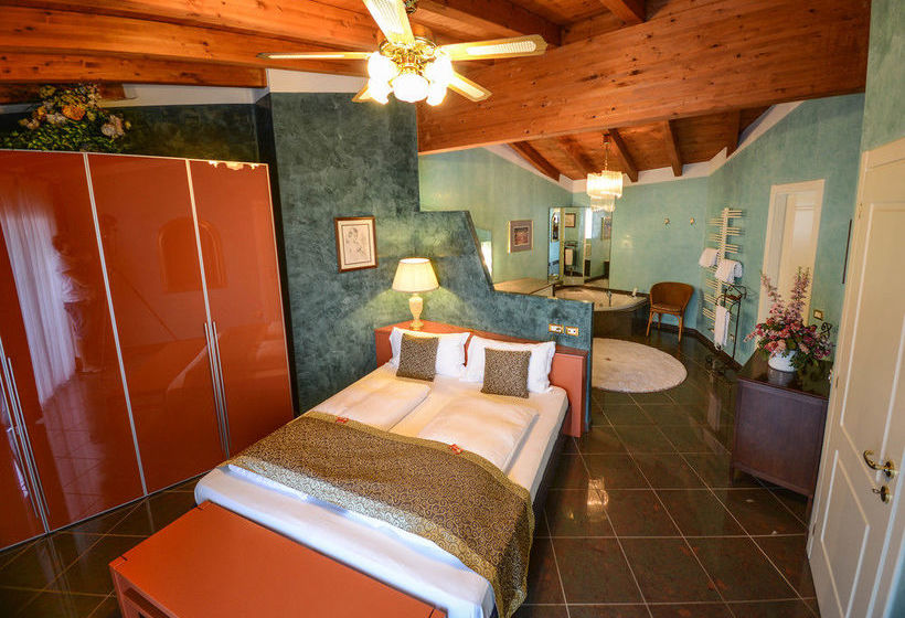 Piccola Italia Resort