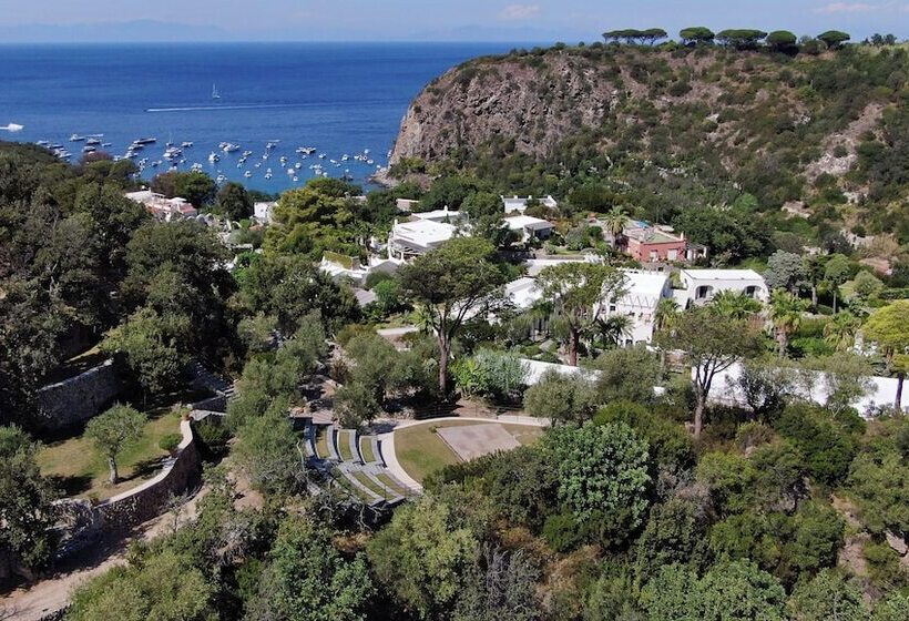 リゾートホテル Botania Relais & Spa   The Leading Hotels Of The World