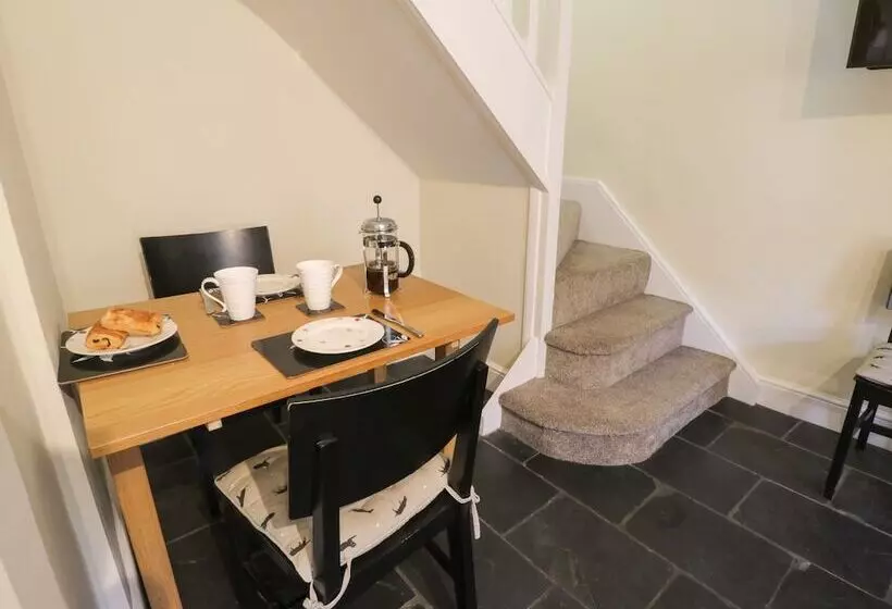 Cosy Cottage