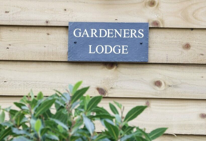 Gardener's Lodge