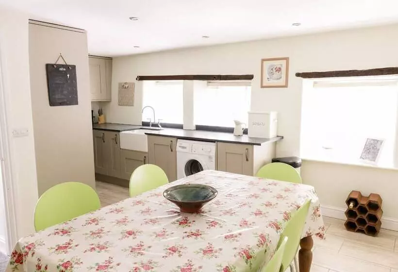 Orchard Cottage