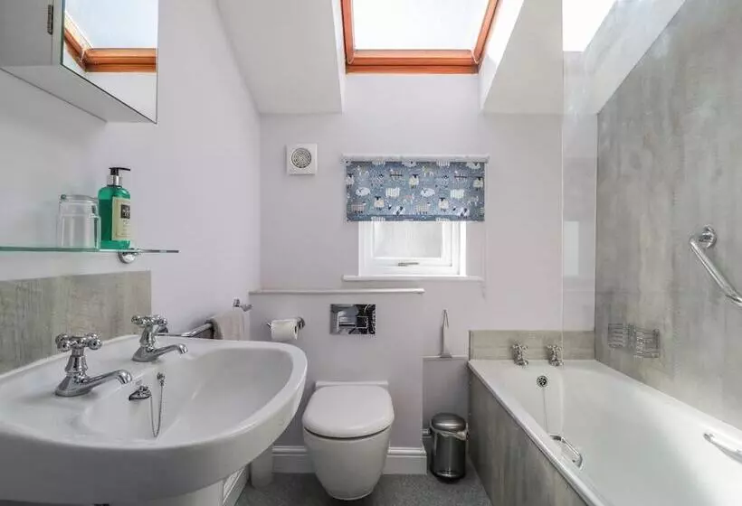 Swinside Cottage