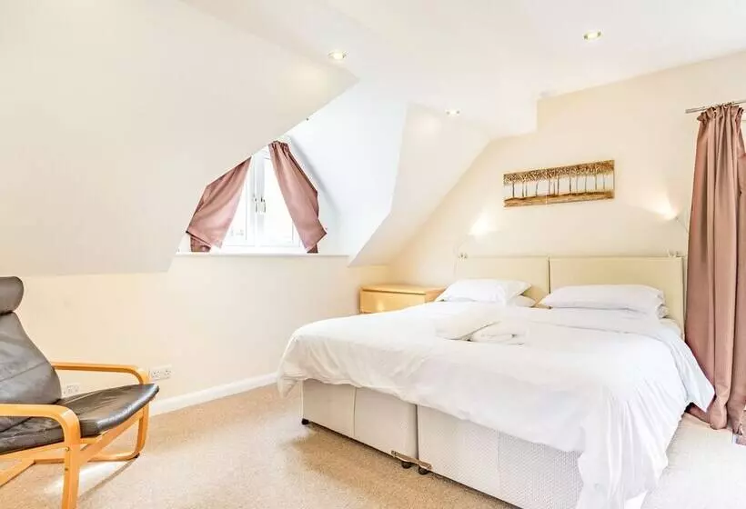 Beeches Studio