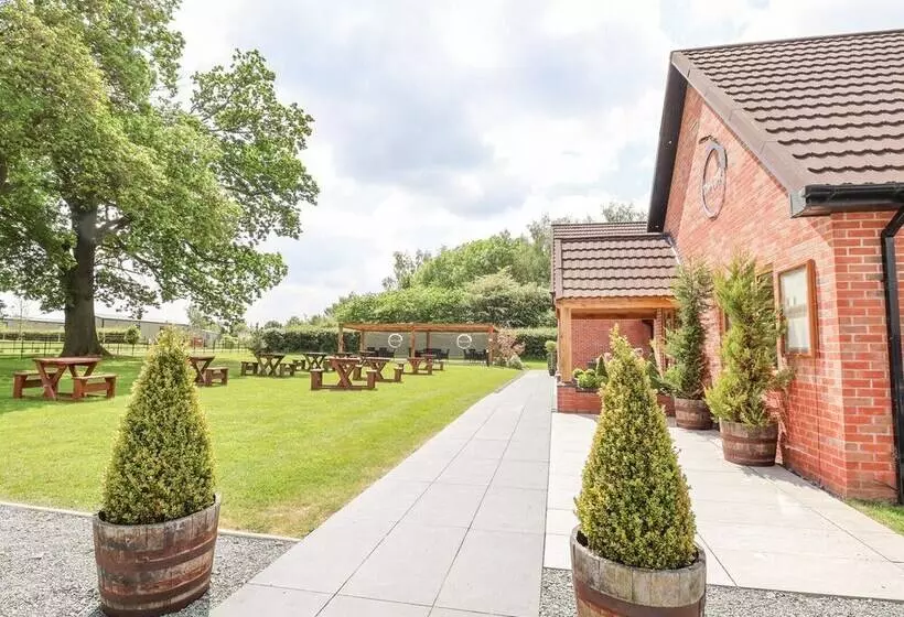 Callow Lodge 22