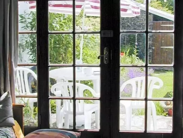 Coles Cottage