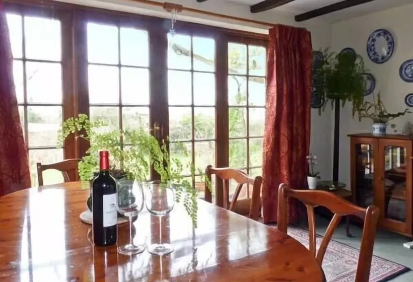 Coles Cottage