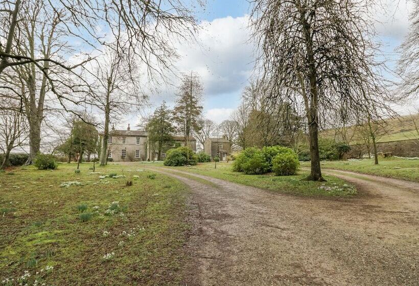 Longlands Groom S Quarters