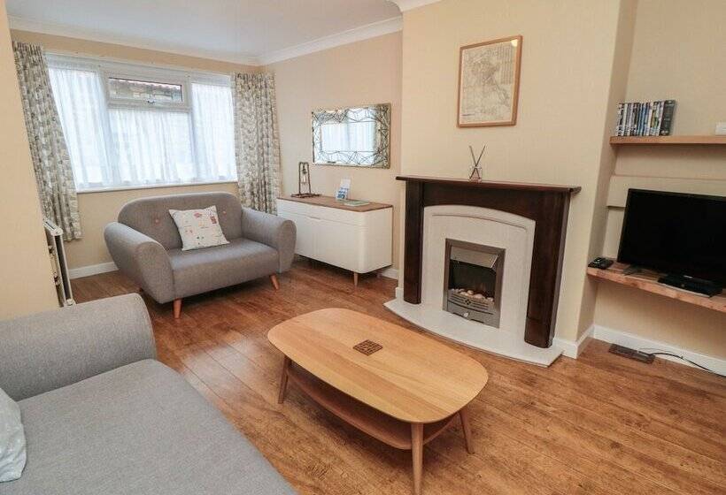 No. 1 Kelly Cottages