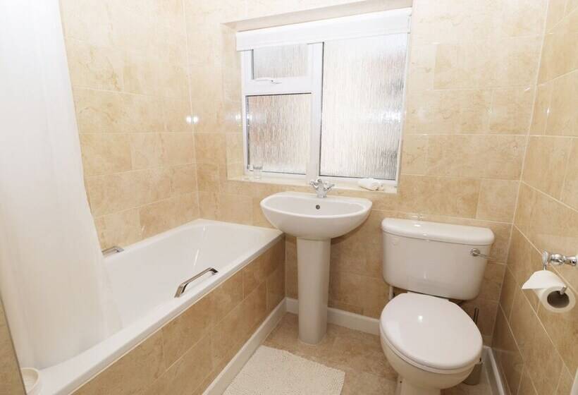 No. 1 Kelly Cottages