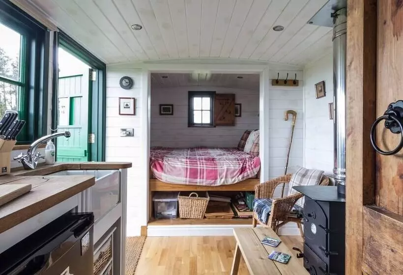 Peat Gate Shepherd S Hut