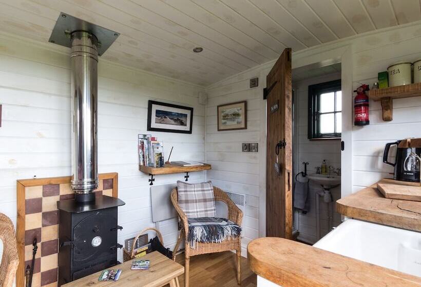 Peat Gate Shepherd S Hut