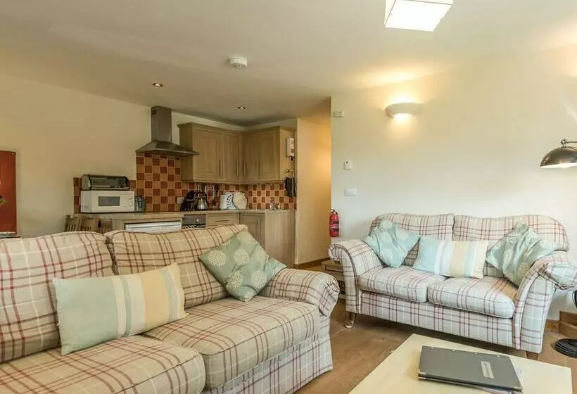 The Schoolhouse Bakehouse