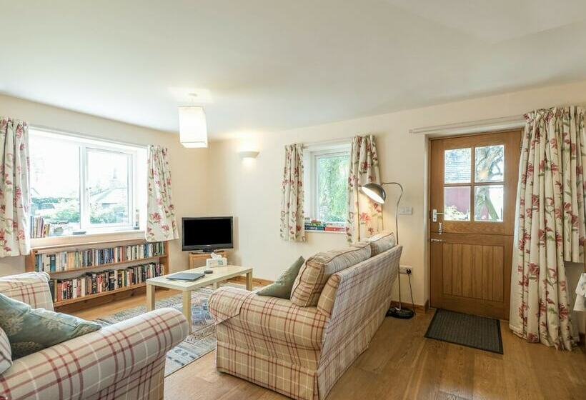 The Schoolhouse Bakehouse