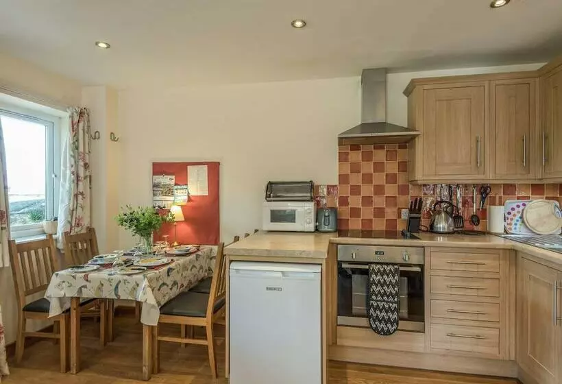 The Schoolhouse Bakehouse