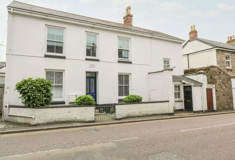 Trevorrow House