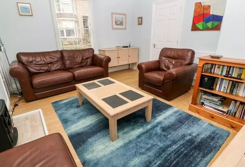 Trevorrow House