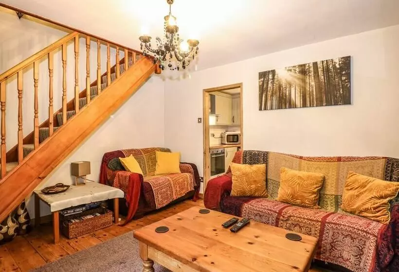 Valentine Cottage