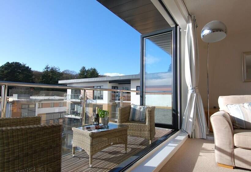 28 Clock Tower Court