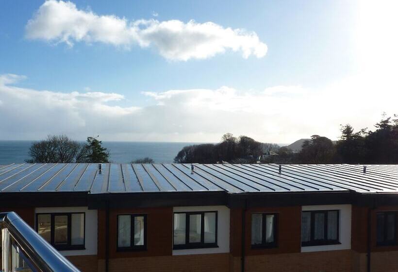 28 Clock Tower Court