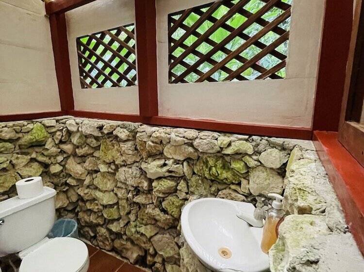 هاستل Finca Tatin