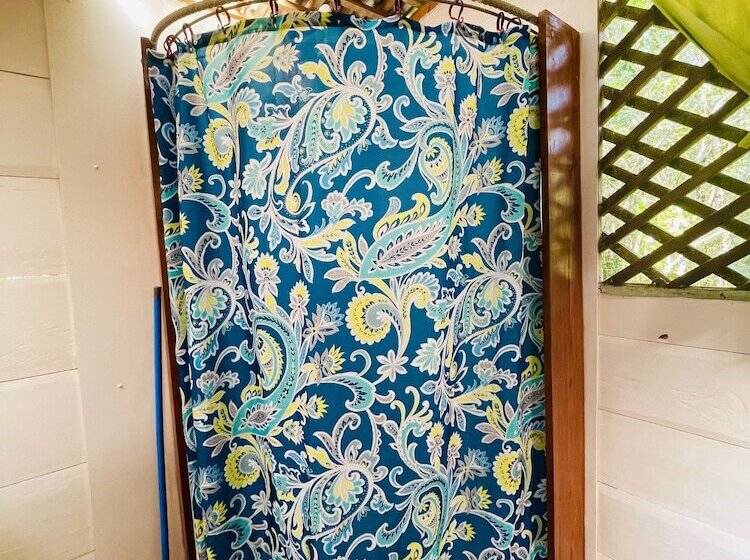 هاستل Finca Tatin