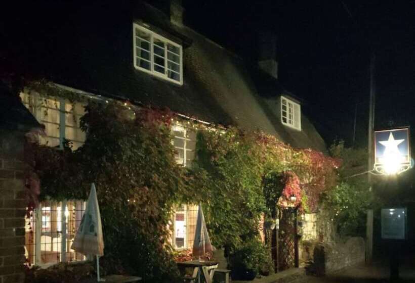 مبيت وإفطار The Star Inn