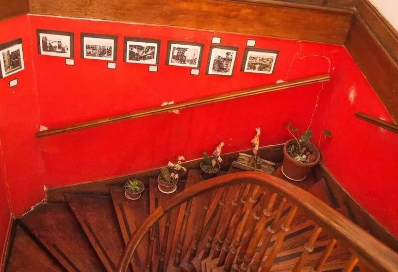 Casa Valparaiso Hostel