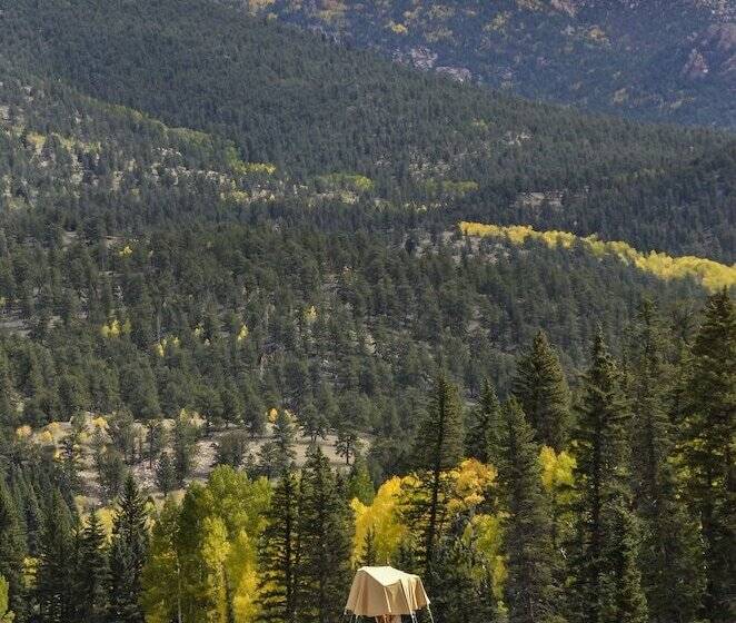 فندق Bison Peak Lodge At Puma Hills