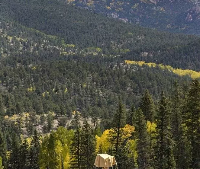 ホテル Bison Peak Lodge At Puma Hills