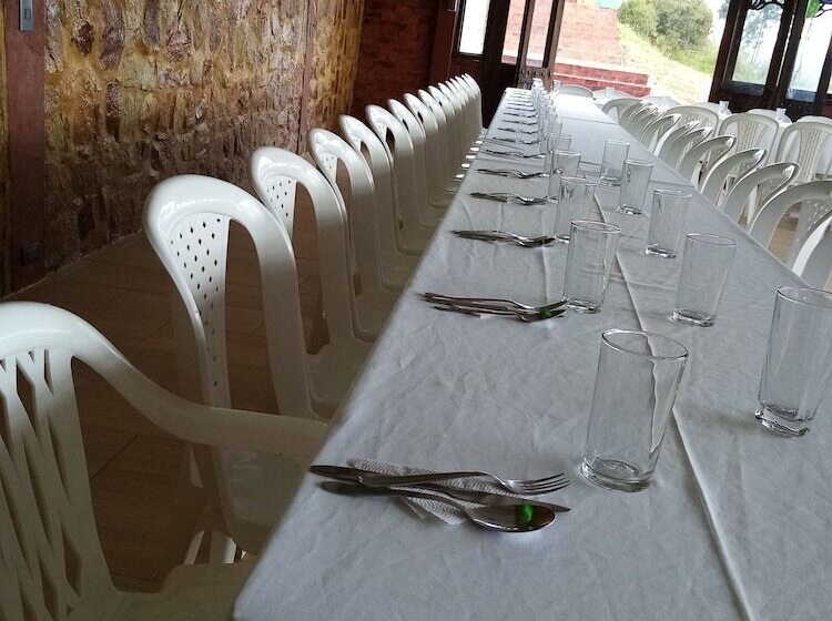 هتل Cabañas San Cayetano