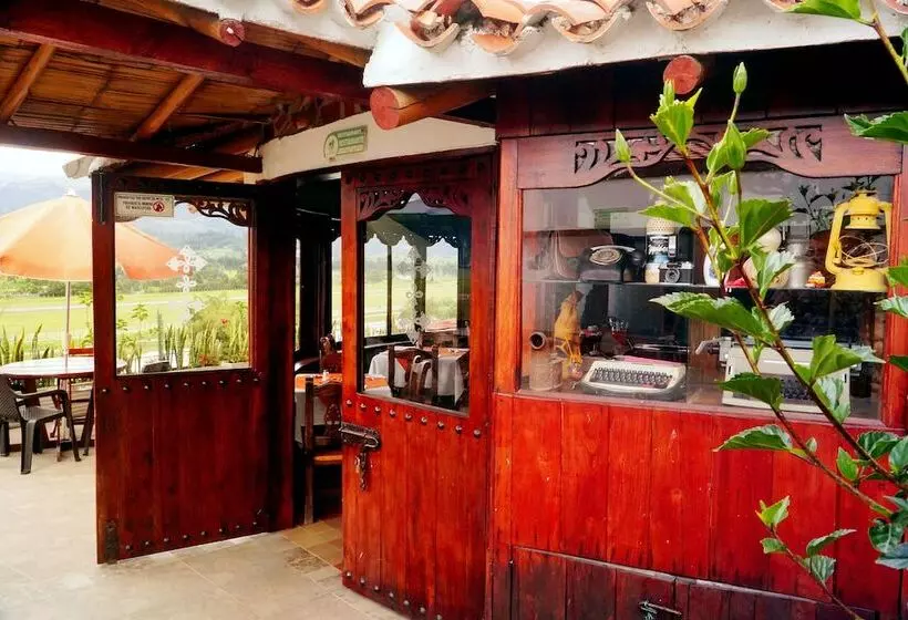 ホテル Cabañas San Cayetano