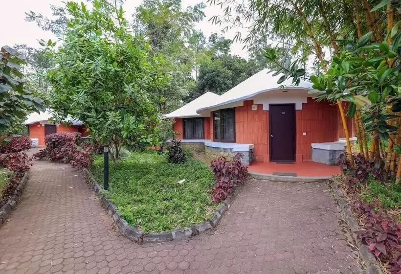 ホテル Kadkani River Resort