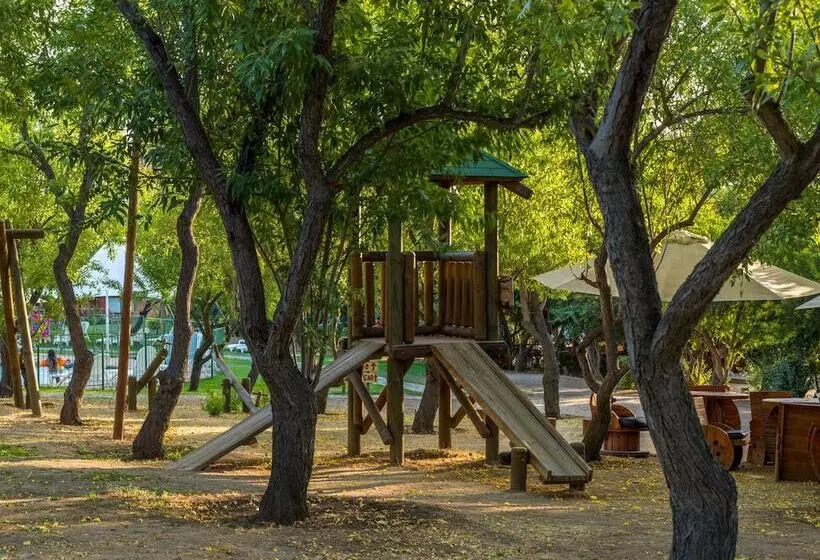 Hotelli Olmué Natura Lodge & Spa