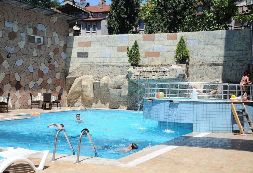 Отель Paradise Caycuma