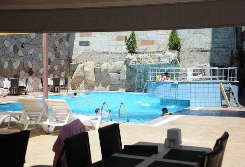 Отель Paradise Caycuma