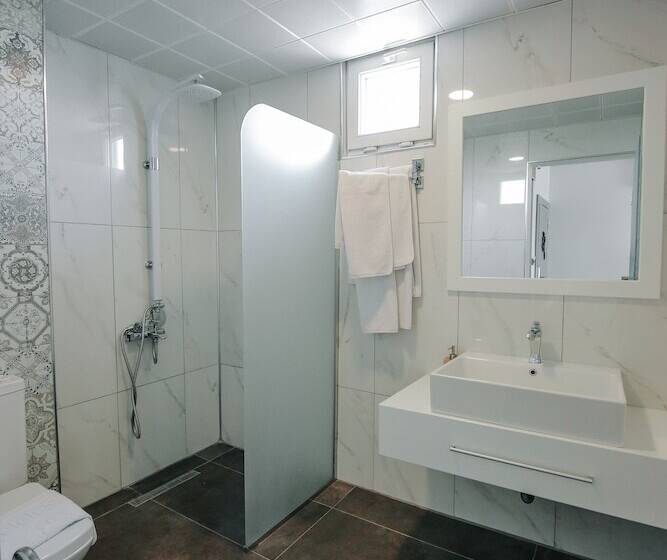 Отель Paradise Caycuma