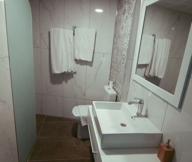 Отель Paradise Caycuma