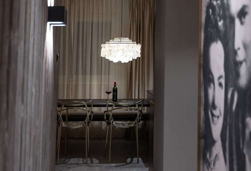 호텔 Sissi Suites Luxury Apartments