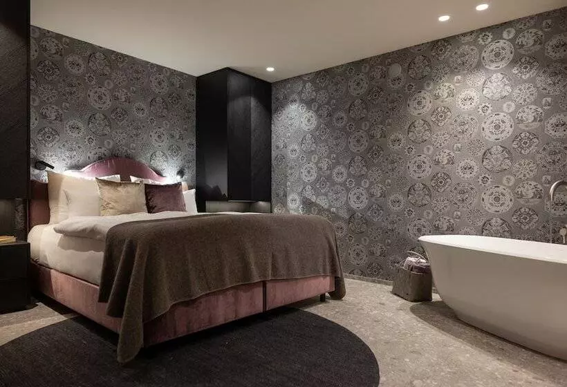 ホテル Sissi Suites Luxury Apartments