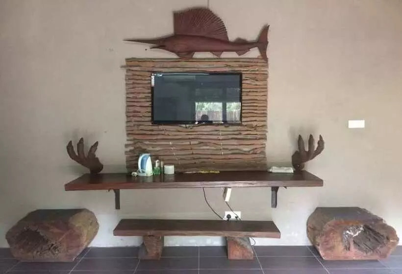 Majatalo Kelulut Lodge