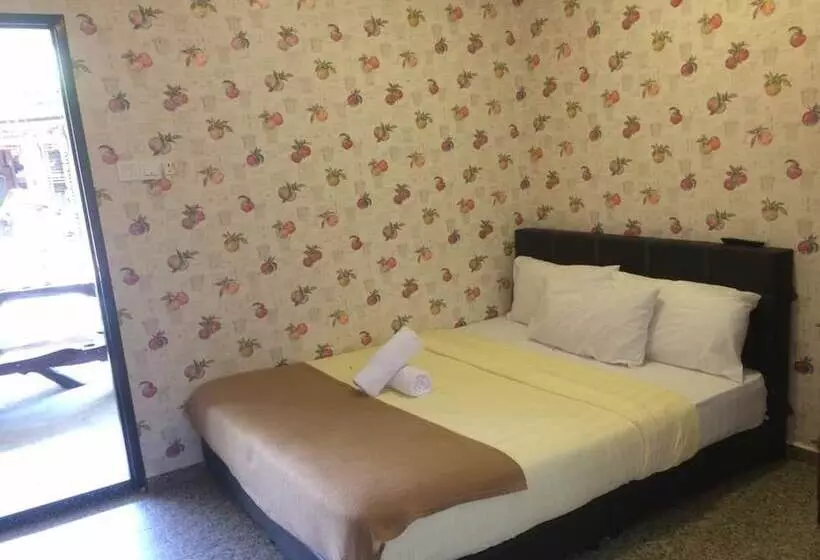 Majatalo Kelulut Lodge